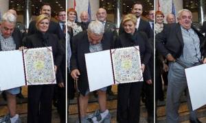 Του έπεσαν τα παντελόνια μπροστά στην πρόεδρο της Κροατίας! (video)