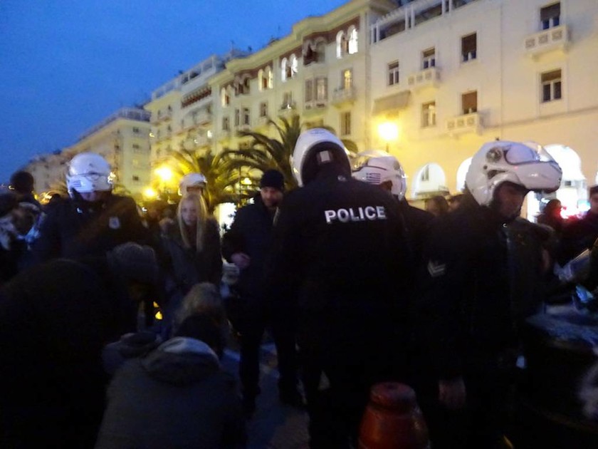 Σύλληψη καστανά: Φτάνει Κύριε Τσίπρα - Κάτω τα χέρια σας από τα γερόντια!!! (photos)