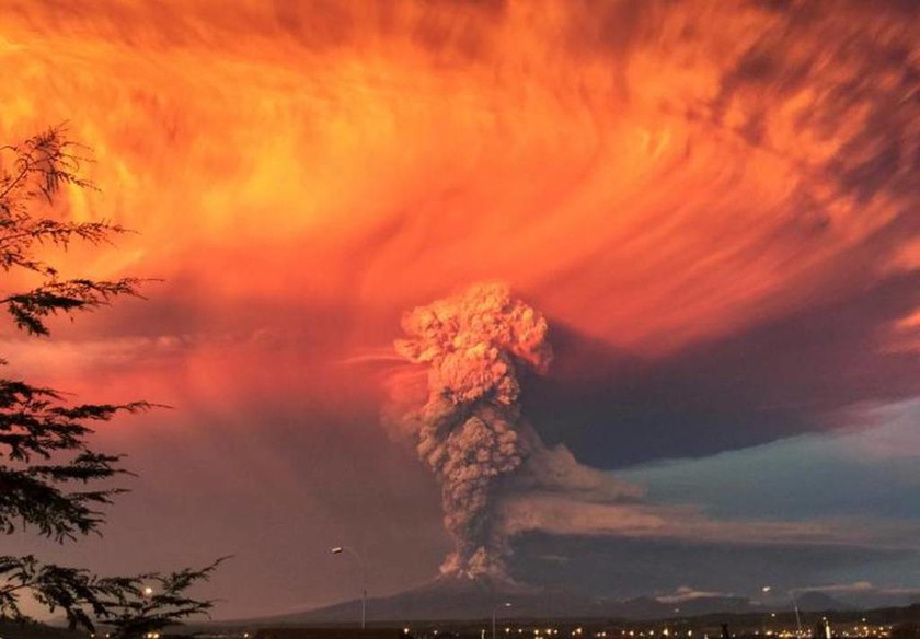 Το ηφαίστειο Calbuco ξεσπά, Χιλή 22 Απριλίου 2015