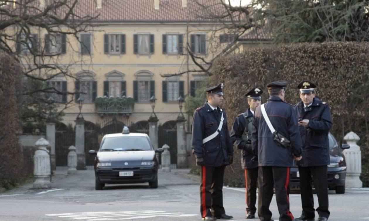 Ιταλία: Άντρας αυτοπυρπολήθηκε μπροστά στη βίλα του Μπερλουσκόνι