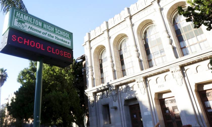 Σε συναγερμό το Λος Άντζελες: Κλειστά τα σχολεία λόγω απειλών για βόμβες (vid)