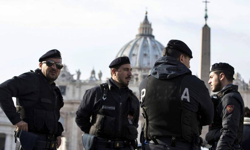 Ρώμη: Eπιτέθηκαν σε αστυνομικούς φωνάζοντας «Ο Αλλάχ είναι μεγάλος»