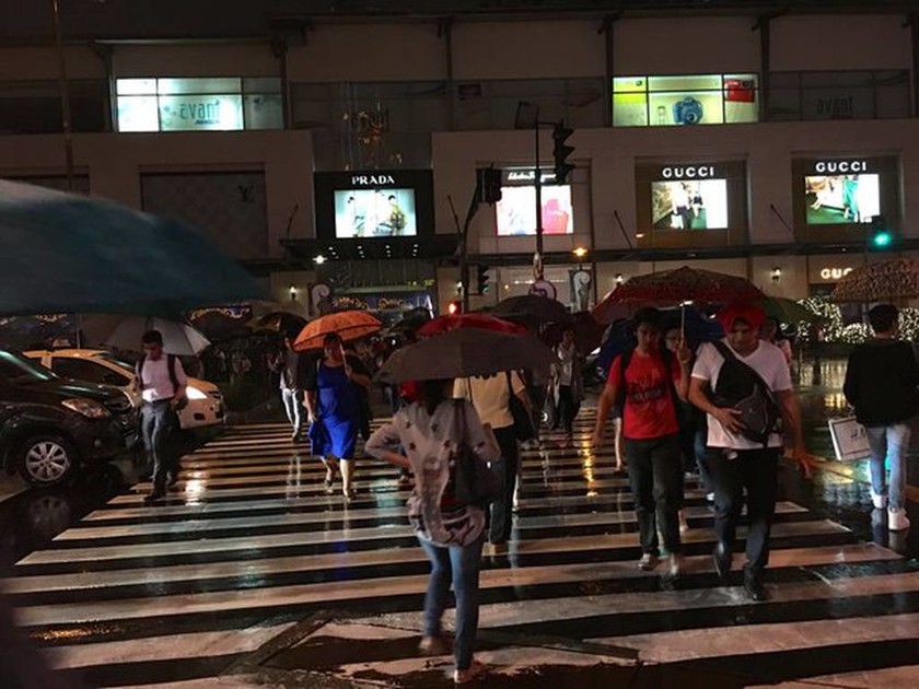 Φιλιππίνες: Τουλάχιστον 11 νεκροί από το πέρασμα του φονικού τυφώνα Μελόρ