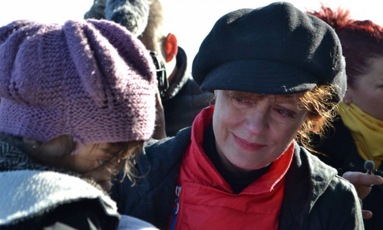 Σε λυγμούς ξέσπασε η Σούζαν Σάραντον στη Μυτιλήνη! (photos)