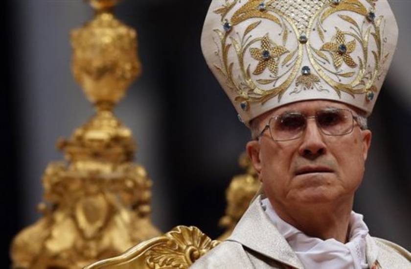 Ο καρδινάλιος Μπερτόνε,πρώην πρωθυπουργός επιστρέφει σε καθολικό παιδιατρικό νοσοκομείο 150.00 ευρω