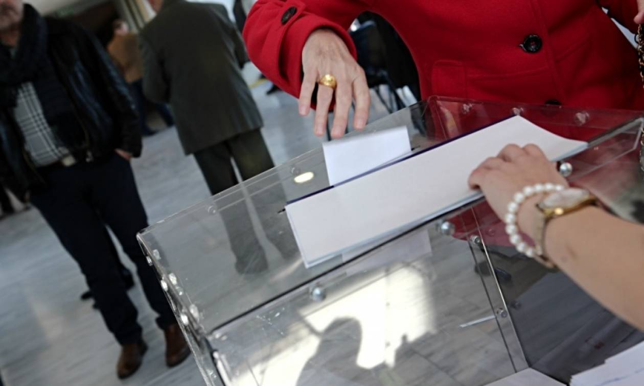 Εκλογές ΝΔ: Μεγάλη η συμμετοχή για την ανάδειξη του νέου προέδρου του κόμματος (photos)