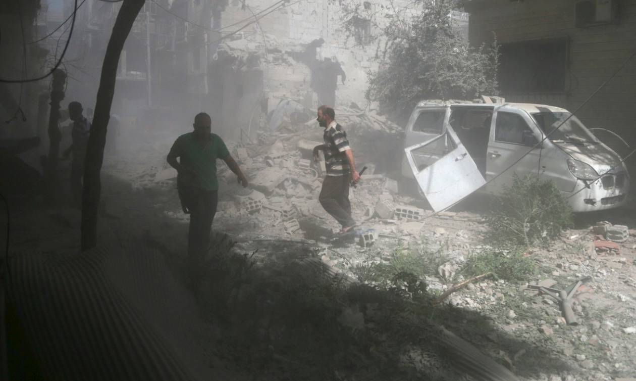 Συρία: Δεκάδες νεκροί από βομβαρδισμούς, πιθανότατα ρωσικών αεροσκαφών