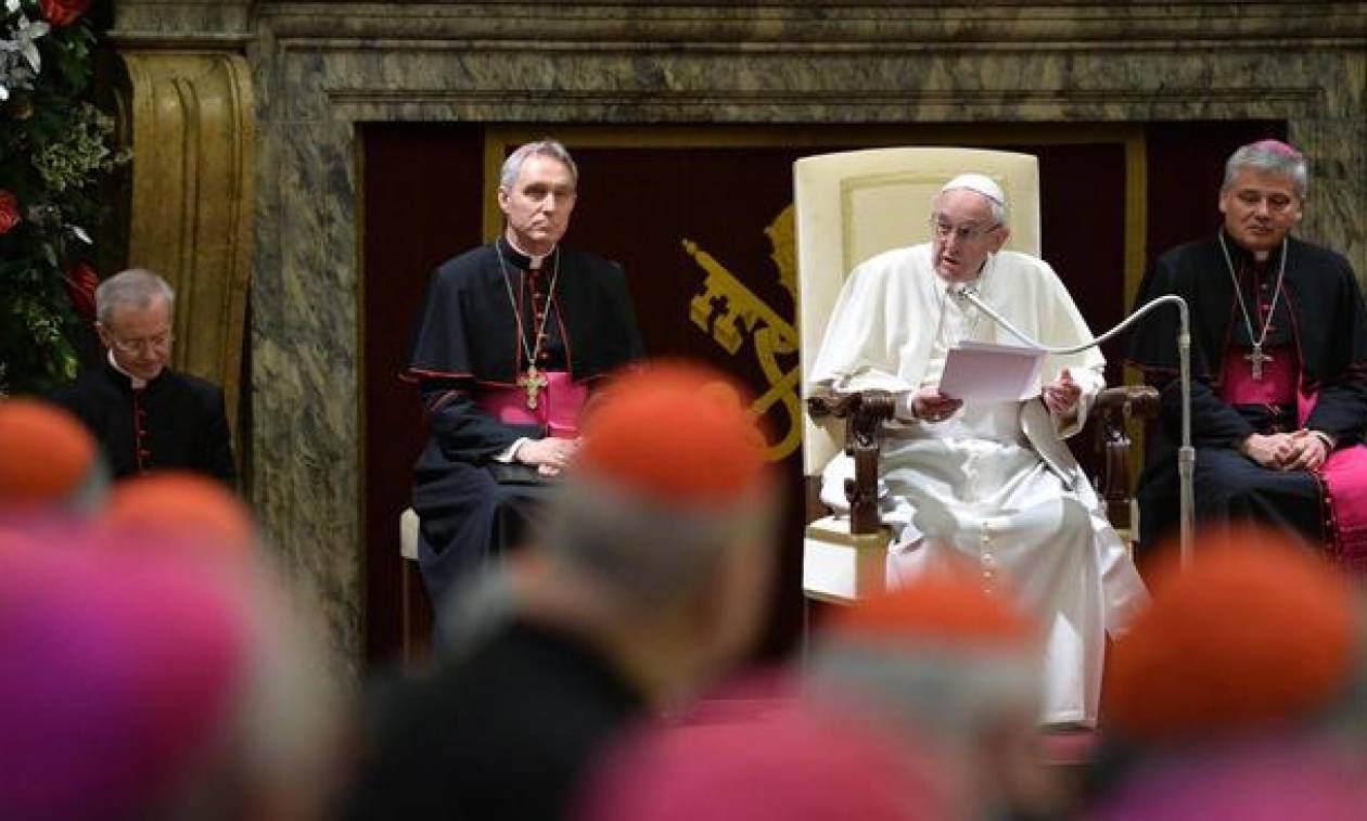Πάπας Φραγκίσκος: «Συγγνώμη για τα σκάνδαλα στο Βατικανό»