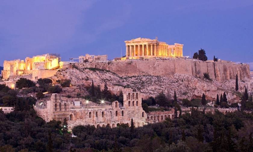 Η Ελλάδα στους  10 πιο «γκουγκλαρισμένους» προορισμούς για το 2015