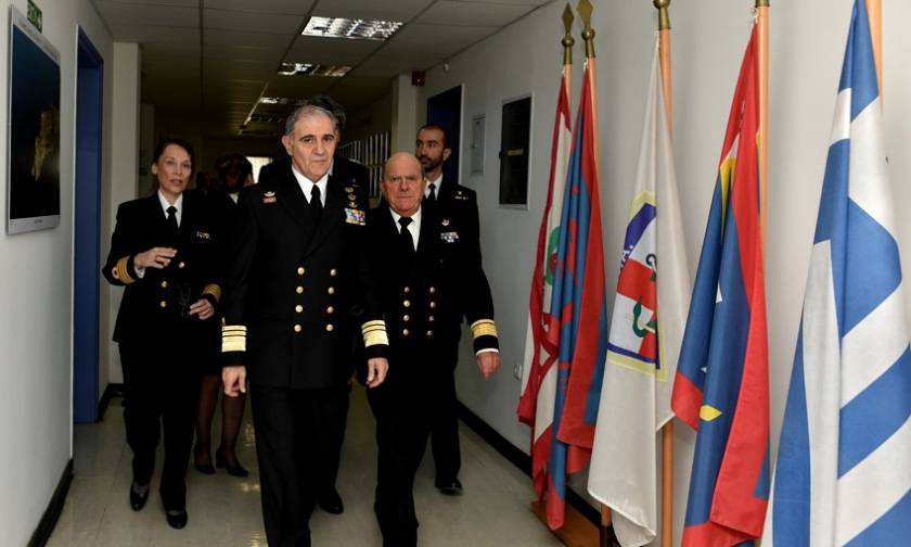 Επίσκεψη Αρχηγού ΓΕΝ στο Ναυτικό Νοσοκομείο Αθηνών (pics)