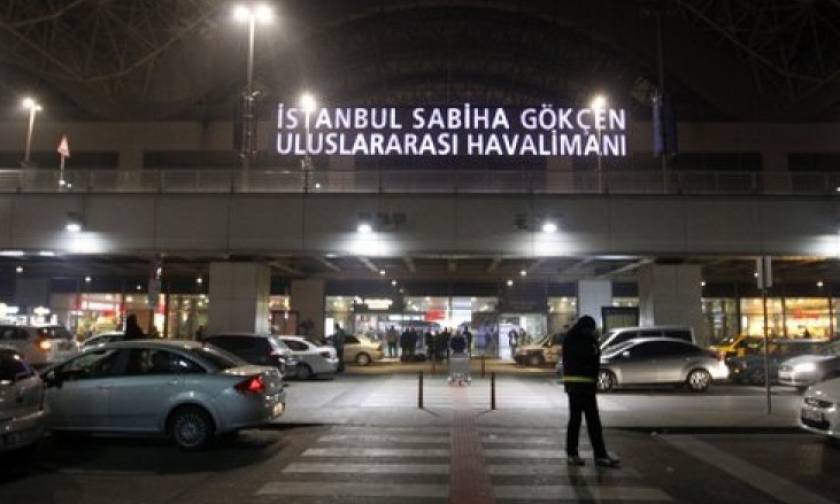 Τουρκία: Ζημιές σε αεροπλάνα από τη μυστηριώδη έκρηξη στο αεροδρόμιο της Κωνσταντινούπολης (vids)