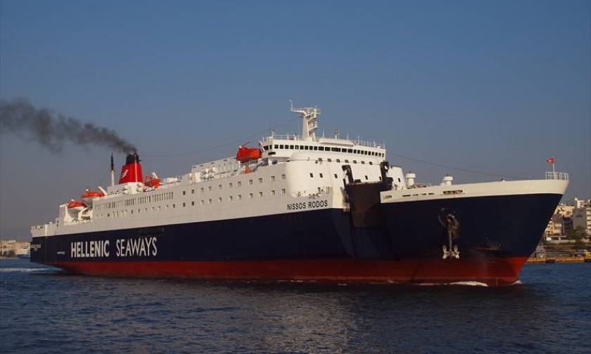 Περιπέτεια εν πλω για 314 επιβάτες του πλοίου «Νήσος Ρόδος»