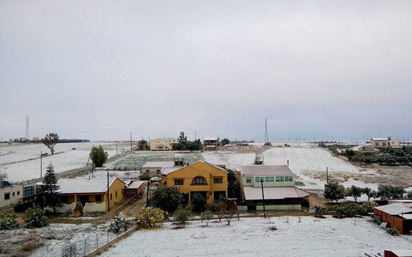 Στα άσπρα η Κύπρος, χιόνισε ακόμα και στη Λευκωσία (pics)
