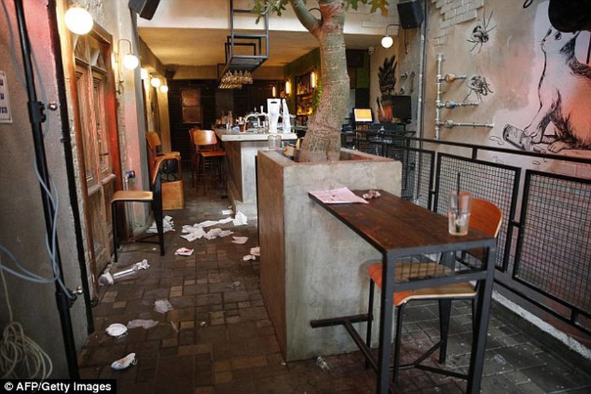 Βίντεο σοκ: Έτσι αιματοκύλησαν την καφετέρια στο Τελ Αβίβ