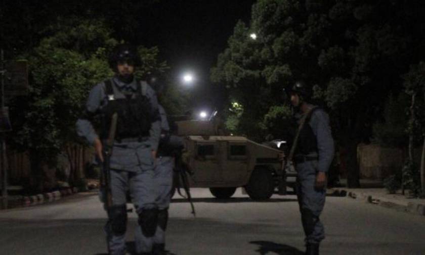 Εκρήξεις και πυροβολισμοί κοντά σε ινδικό προξενείο στο Αφγανιστάν