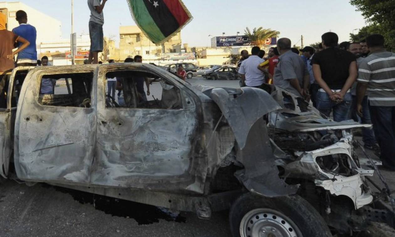 Λιβύη: Επτά νεκροί από παγιδευμένο αυτοκίνητο σε λιμάνι