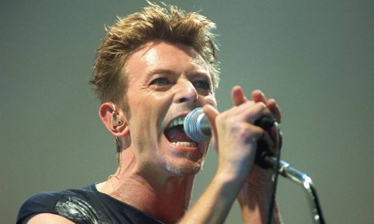 David Bowie: Ο θρύλος με τα χίλια πρόσωπα και την ταραχώδη ζωή