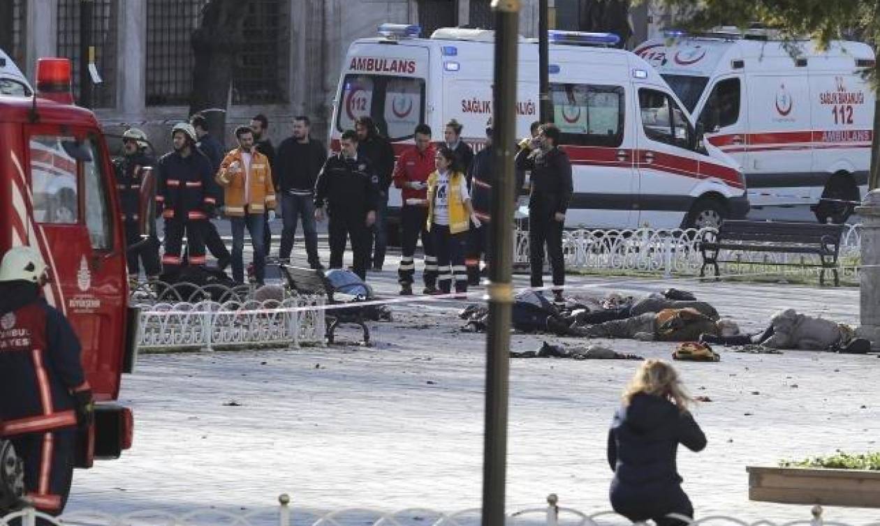 Live Blog: Μακελειό στην Τουρκία - Νεκροί και τραυματίες από βομβιστική επίθεση στην Αγιά Σοφιά