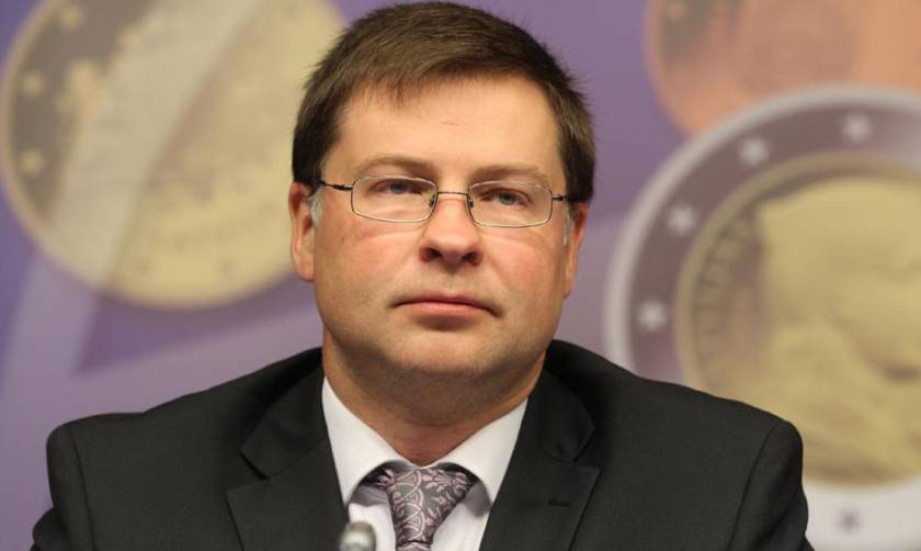 Αναβλητική απάντηση Ντομπρόβσκις σε Παπαδημούλη για το Ευρωπαϊκό Ταμείο Ανεργίας