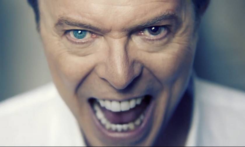 To κόλπο του David Bowie με τις ελληνικές εφημερίδες