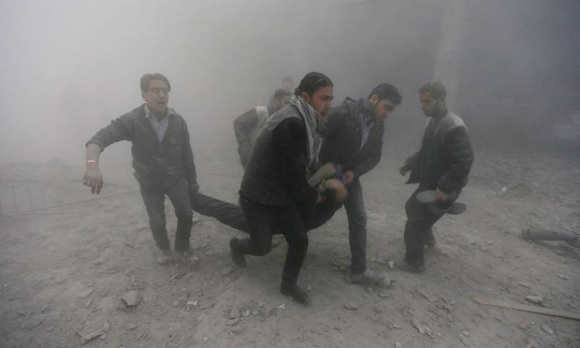 Συρία: 40 νεκροί, εκ των οποίων 8 παιδιά, σε αεροπορικές επιδρομές στη Ράκα