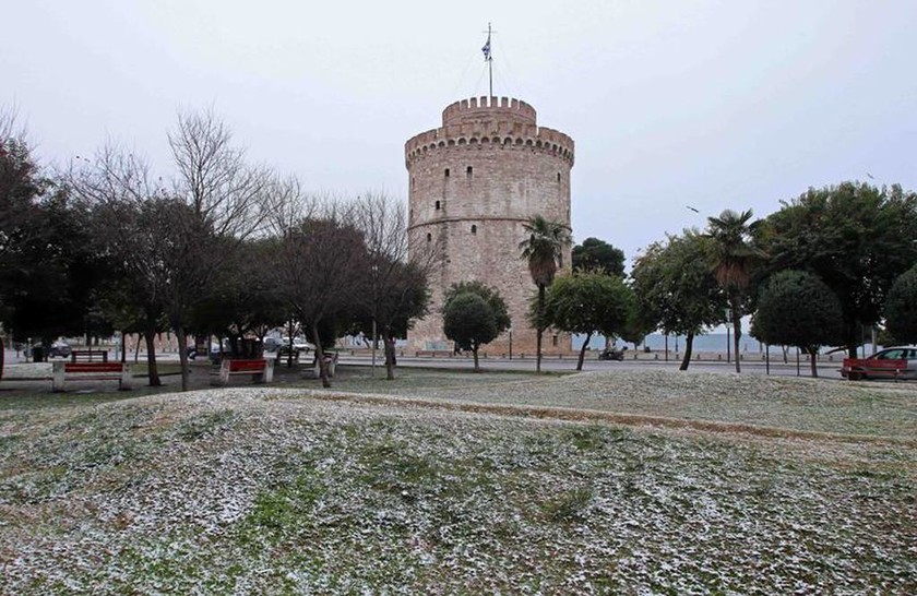 Καιρός: Οι εικόνες από τη χιονισμένη Θεσσαλονίκη που κάνουν θραύση 