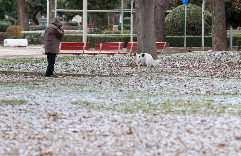 Καιρός: Οι εικόνες από τη χιονισμένη Θεσσαλονίκη που κάνουν θραύση 