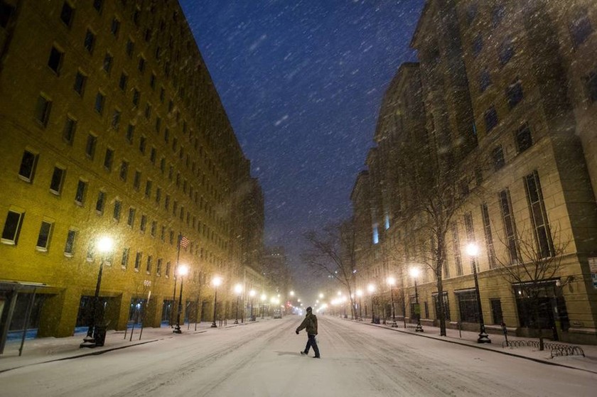 «Snowzilla»: «Συναγερμός» στις ΗΠΑ για την επερχόμενη χιονοθύελλα (pics+vid)