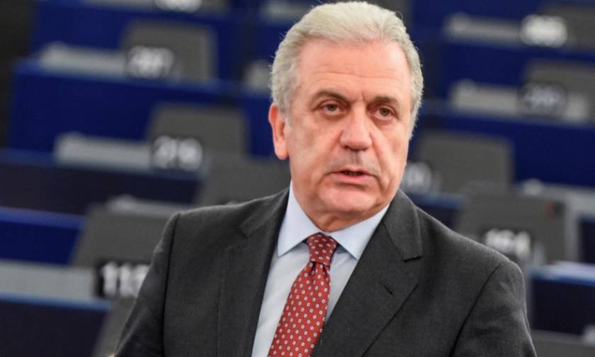 Ο Αβραμόπουλος διαψεύδει τους FT: Κανένα ζήτημα αποπομπής της Ελλάδας από Σένγκεν