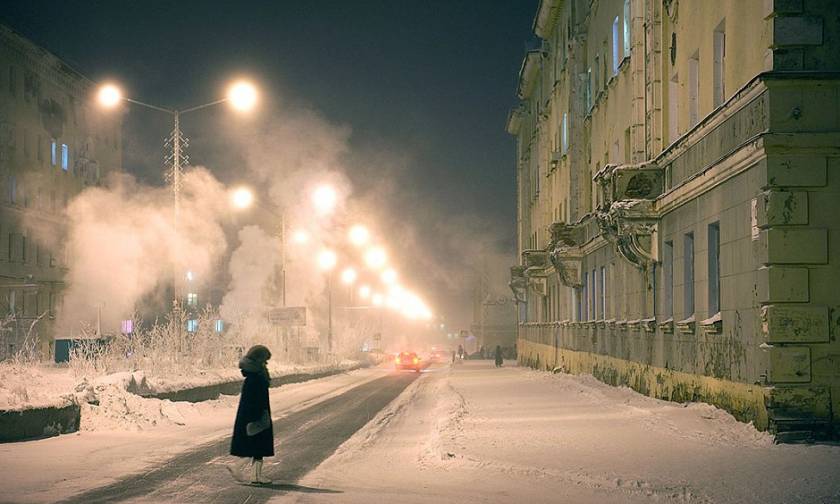 Η ζωή στην πιο σκοτεινή και κρύα πόλη του πλανήτη (photos)