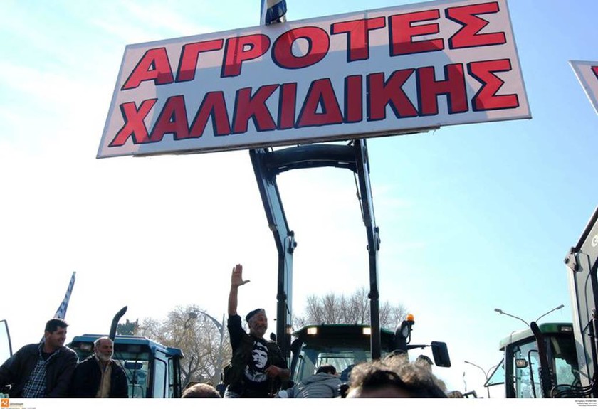Στην Agrotica οι εξαγριωμένοι αγρότες - Τα τρακτέρ «έκοψαν» στα δύο την Ελλάδα