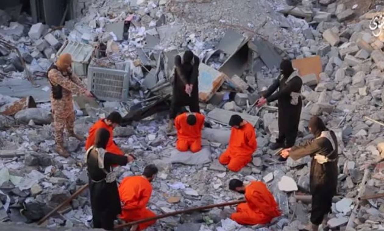 Νέο σκληρό βίντεο του ISIS: Μαζική εκτέλεση αιχμαλώτων από γαλλόφωνο Τζιχαντιστή (Vid)