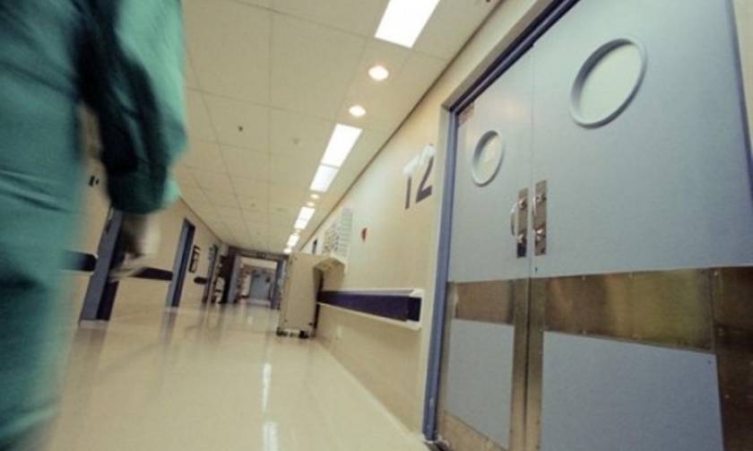 Ηράκλειο: Στο νοσοκομείο 13χρονη που έπεσε από το μπαλκόνι