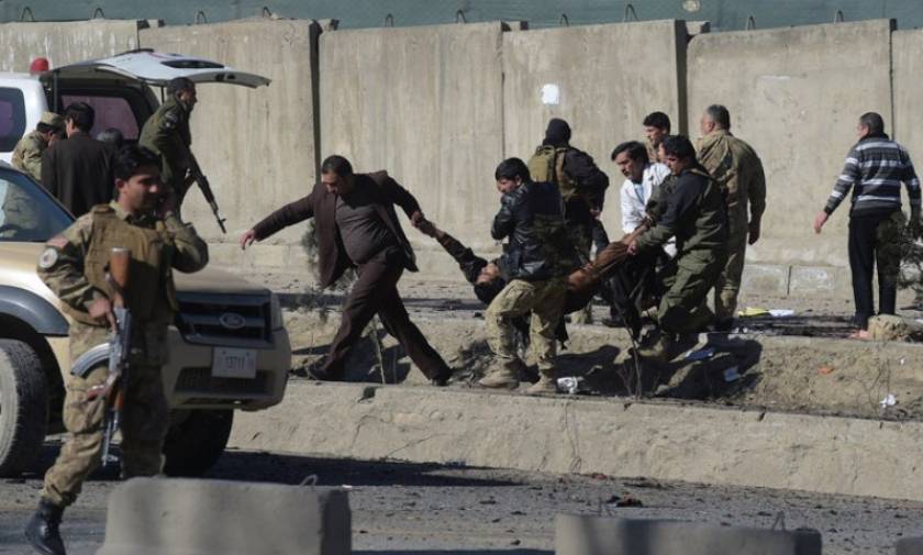 Αφγανιστάν: Δέκα νεκροί και 20 τραυματίες από βομβιστική επίθεση σε αστυνομικό τμήμα (Vid)