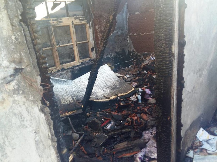 Ασύλληπτη τραγωδία στο Αγρίνιο: Κάηκαν ζωντανοί μέσα στο σπίτι τους (video)