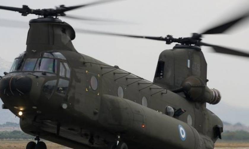 Ηράκλειο: Ελικόπτερο Σινούκ του στρατού έκανε αναγκαστική προσγείωση