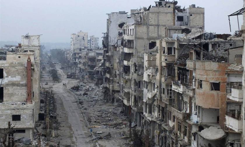 Drone καταγράφει την καταστροφή του πολέμου στην πόλη Χομς της Συρίας (vid)