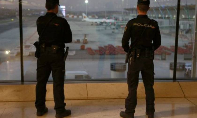 Τρόμος στο αεροδρόμιο της Μαδρίτης από απειλή για βόμβα