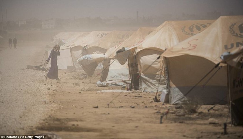 Καζάνι που βράζει η Ιορδανία - Συγκλονιστικό βίντεο από καταυλισμό προσφύγων