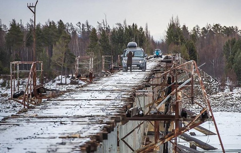 Γέφυρα για... τολμηρούς στην Ρωσία! (pics)