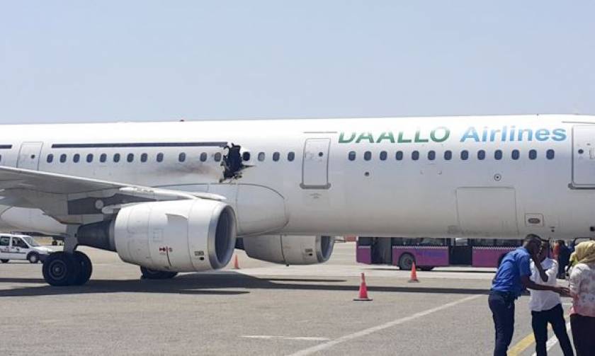 Σομαλία: Αποτυχημένη επίθεση βομβιστή αυτοκτονίας η έκρηξη σε αεροπλάνο