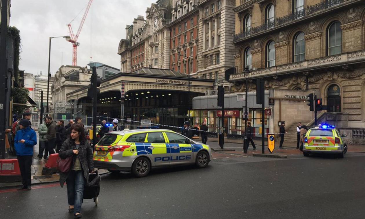 Λονδίνο: Εκκενώθηκε σταθμός του μετρό λόγω βόμβας (pics)