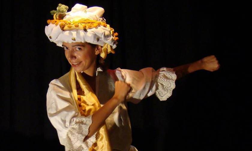 Θεατρική παράσταση με τη Στέλλα Μιχαήλ στο Λονδίνο (pics)