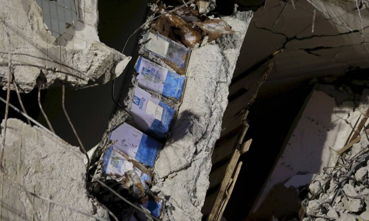 Με τενεκέδες είχε χτιστεί κτίριο που κατέρρευσε από τον σεισμό στην Ταϊβάν