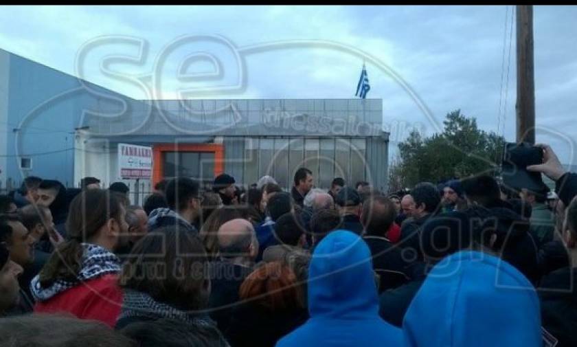 Διαβατά: Επέμβαση της αστυνομίας - Απώθησε κατοίκους που διαμαρτύρονται για το κέντρο προσφύγων