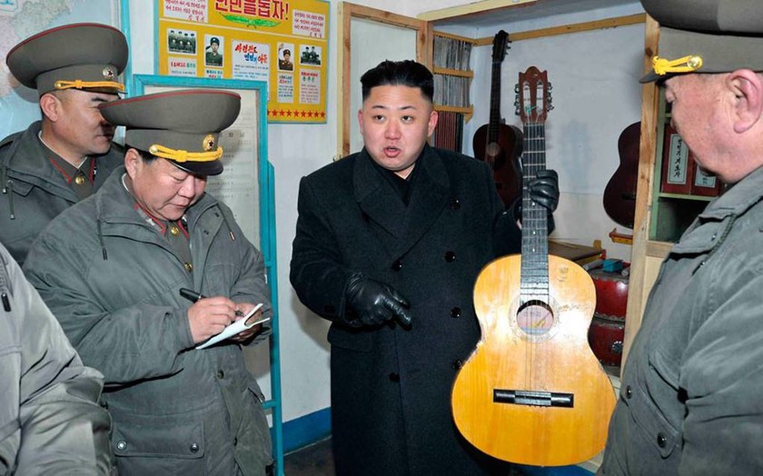 Ο Kim Jong-un σε εικόνες: Οι πιο παράξενες φωτογραφήσεις του ηγέτη της Βόρειας Κορέας