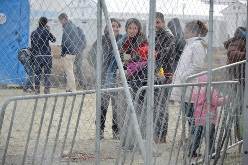 Η Frontex επιστρατεύει εκατοντάδες αστυνομικούς για τα σύνορα