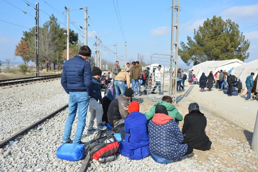 Η Frontex επιστρατεύει εκατοντάδες αστυνομικούς για τα σύνορα