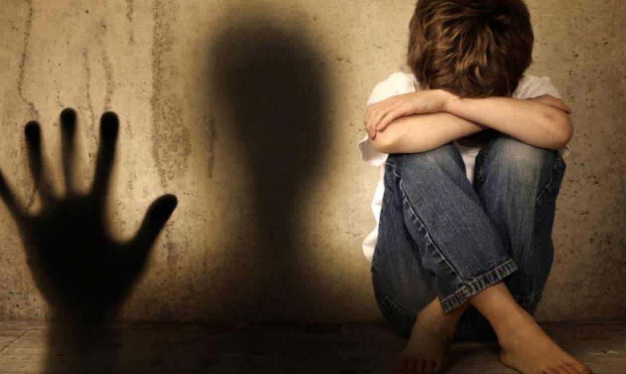 Προφυλακιστέος ο 44χρονος για την κακοποίηση των ανήλικων παιδιών της συντρόφου του