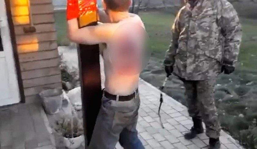 Ρώσοι βασανίζουν μέχρι θανάτου με ηλεκτρικά καλώδια έμπορο ναρκωτικών (σκληρές εικόνες)